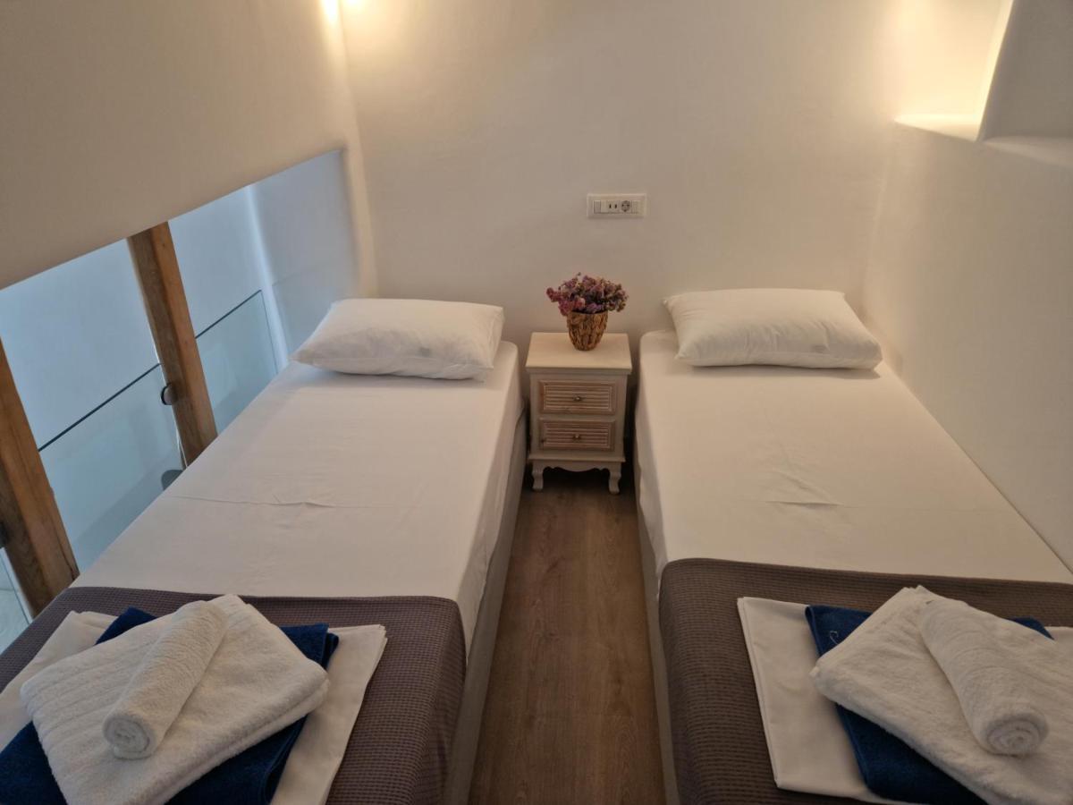 Empyreal Blue Apartments Mykonos Town Exteriör bild